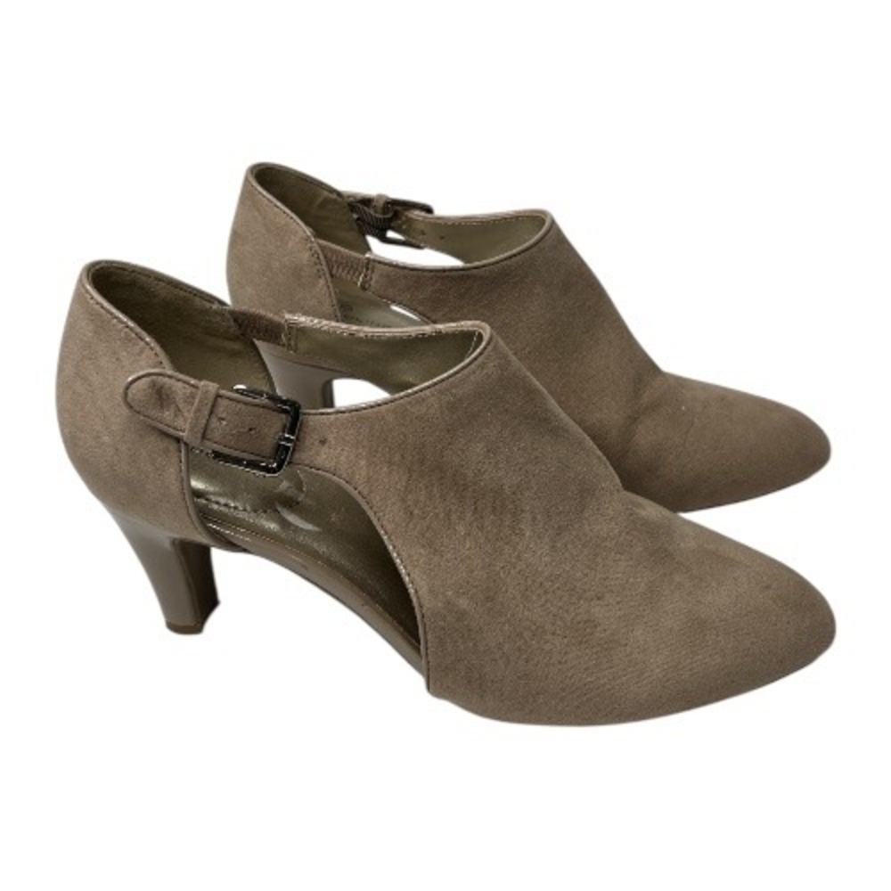 Bandolino Wardell Women's Taupe Suede Cutout Ankle Strap Heel Shoes Size 7.5M